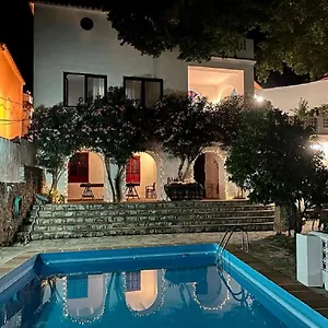  Сasa de vacaciones Casa Pomar - Preciosa Casa Con Piscina Y Vistas A La Sierra España